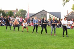 tug-of-war-ladies-2